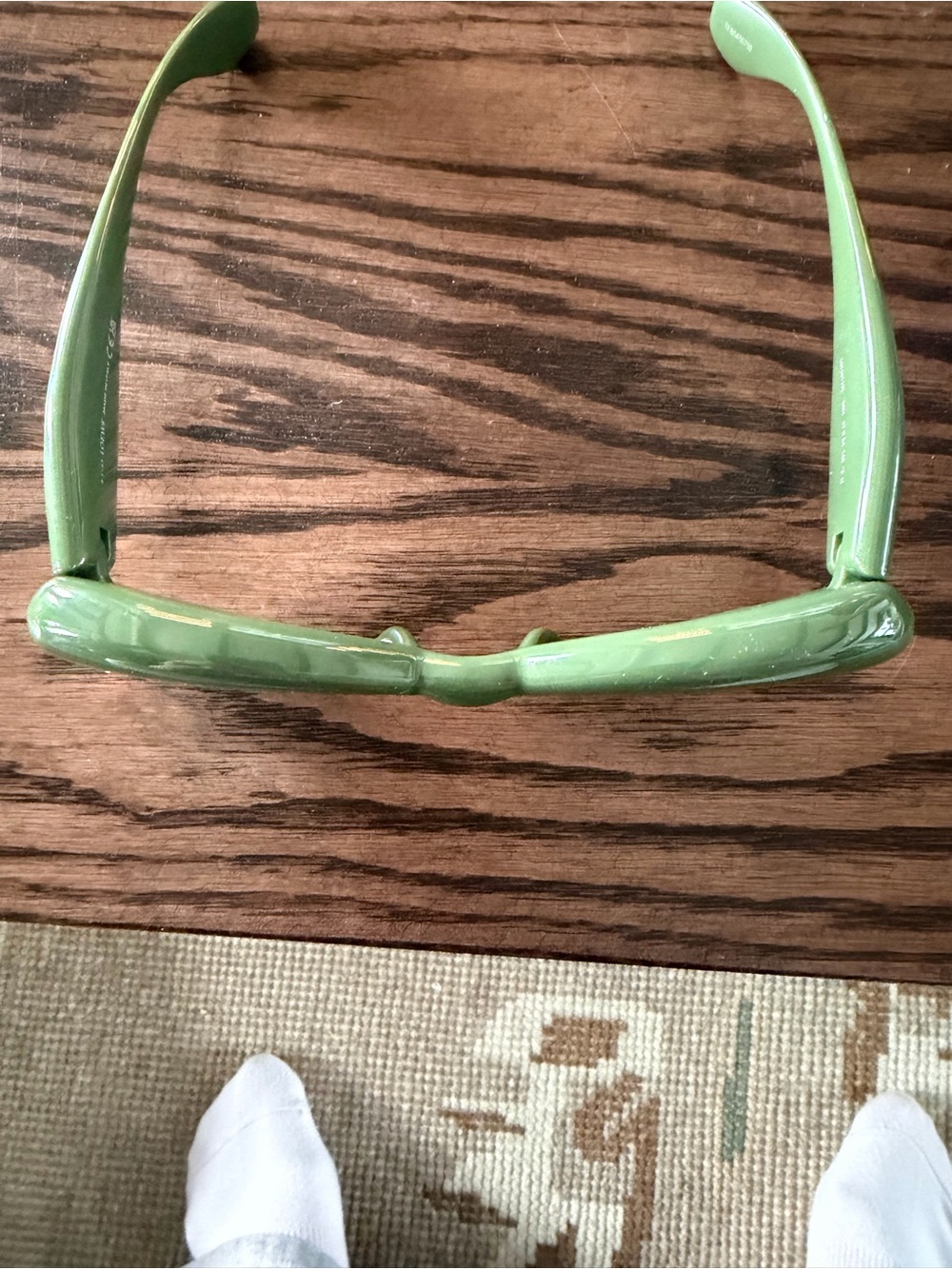 Loewe Glossy Olive Green Sculpted Sunglasses - Picture 5 of 7